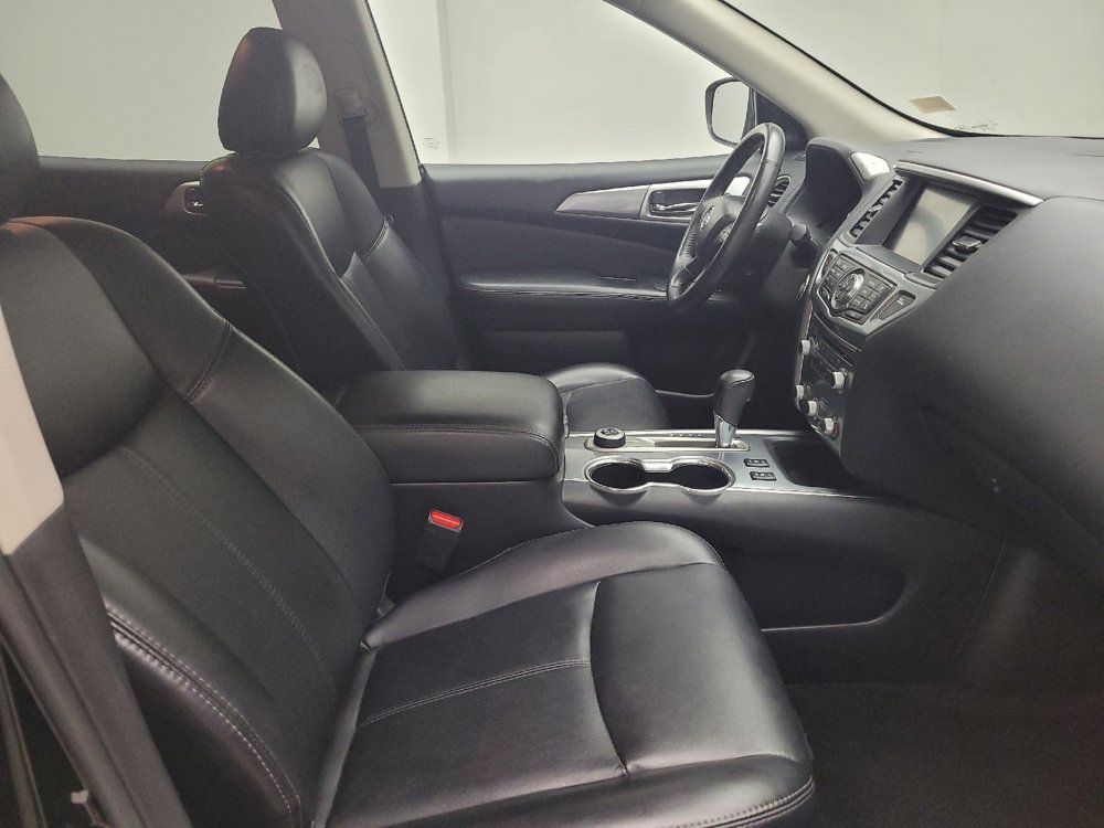 Used 2019 Nissan Pathfinder SL AWD/4WD image 21
