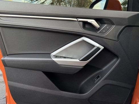 Used 2021 Audi Q3 2.0T Premium image 23