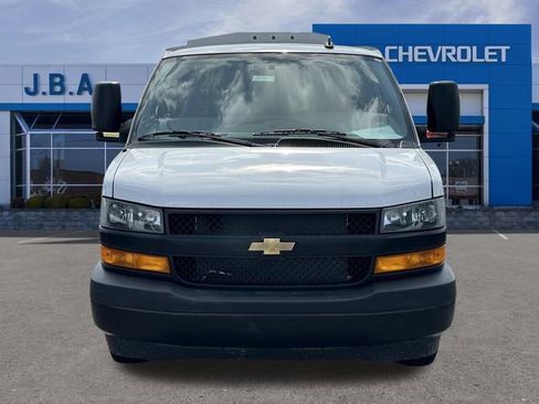 New 2025 Chevrolet Express 3500 Work Van w/ Power Convenience Package image 21