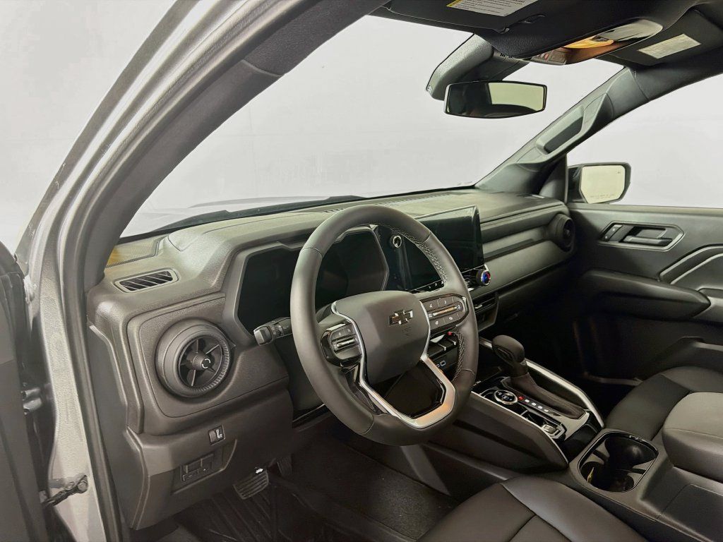 New 2026 Chevrolet Colorado Trail Boss AWD/4WD image 9