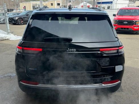 Used 2023 Jeep Grand Cherokee 4WD 4xe image 6