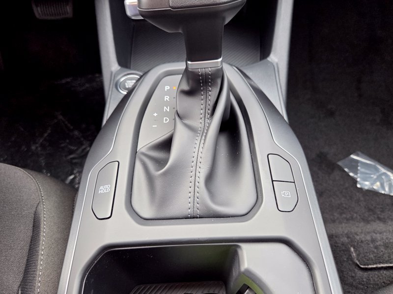 New 2026 Kia K4 FWD image 33