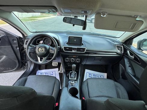 Used 2016 MAZDA MAZDA3 i Sport w/ Preferred Equipment Package FWD image 15