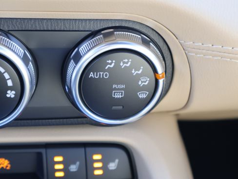 New 2025 MAZDA MX-5 Miata Grand Touring w/ Weather Package image 37