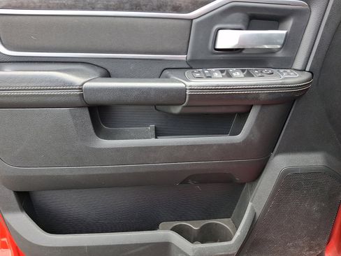 Used 2024 RAM 3500 Big Horn image 23