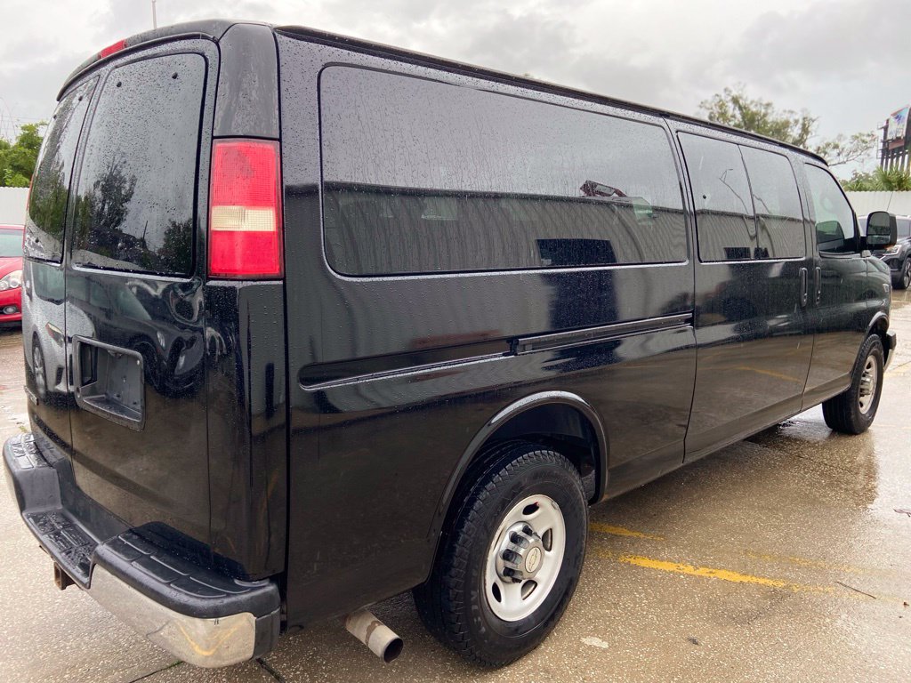 Used 2012 Chevrolet Express 3500 LT w/ LT Preferred Equipment Group RWD image 6