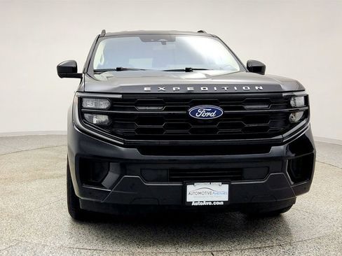 Used 2025 Ford Expedition Max Active image 2