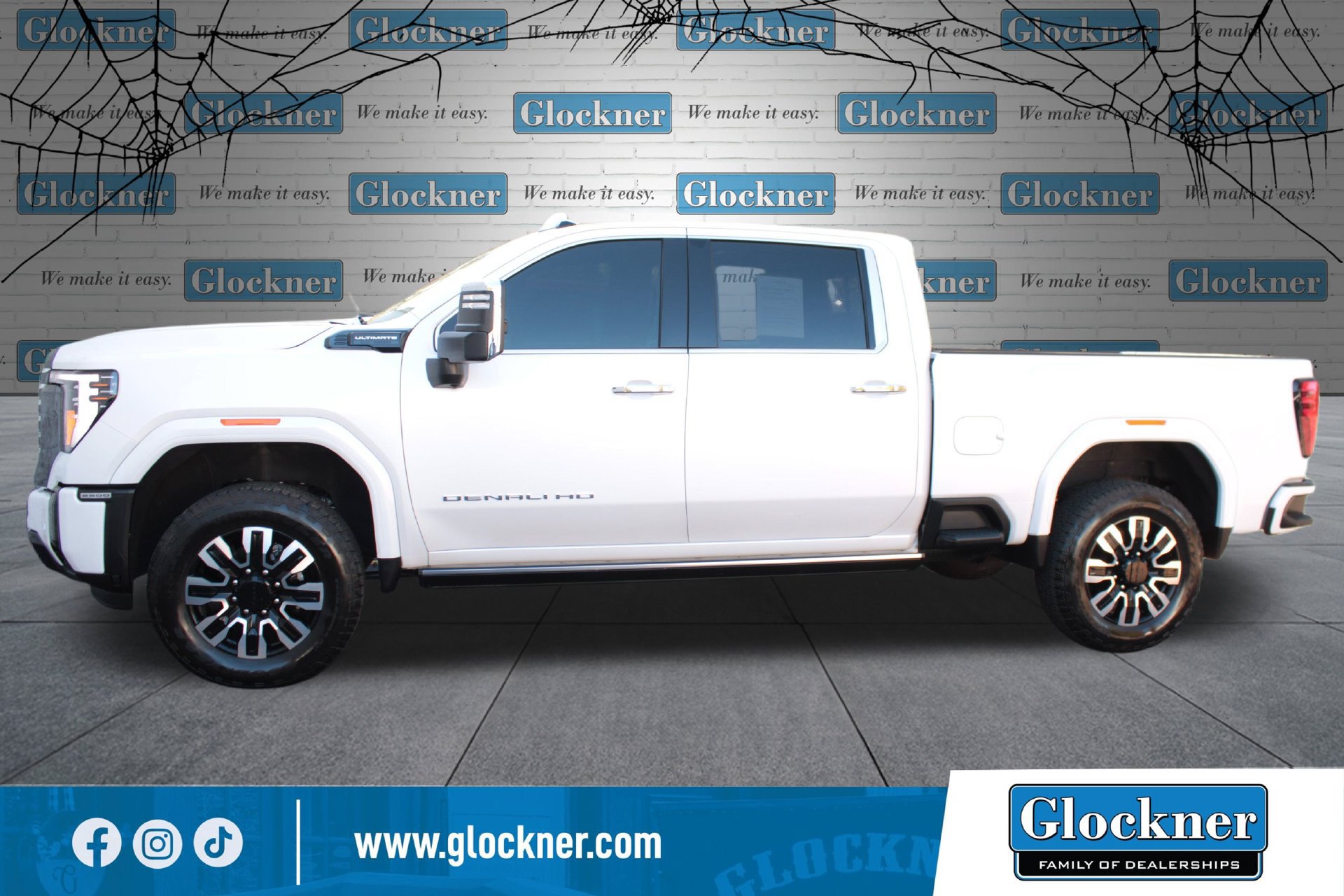 Used 2024 GMC Sierra 2500 Denali Ultimate w/ Max Trailering Package AWD/4WD image 9