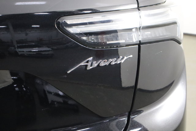 Used 2023 Buick Envision Avenir FWD image 40