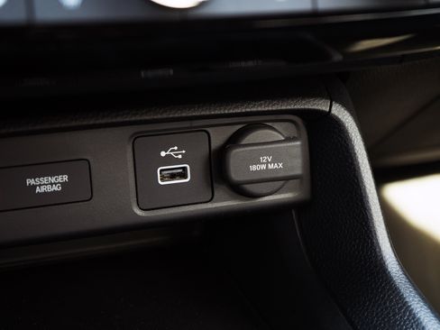 Used 2023 Honda Civic LX image 34