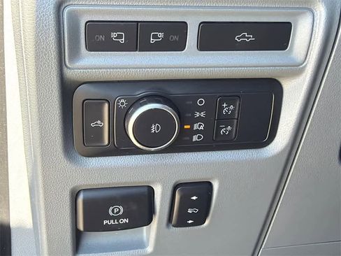 Certified 2022 Ford F150 XLT w/ Equipment Group 302A High image 30