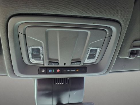 Used 2023 Chevrolet Silverado 1500 RST AWD/4WD image 17