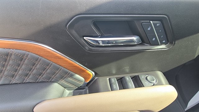 Used 2024 GMC Canyon Denali AWD/4WD image 24