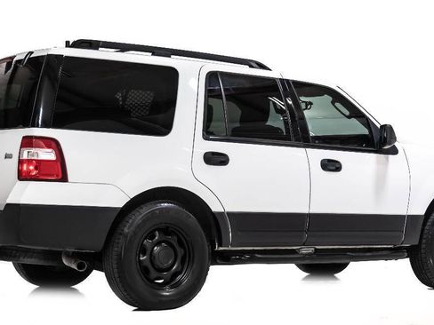 Used 2014 Ford Expedition XL image 3