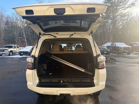 Used 2020 Toyota 4Runner SR5 Premium w/ Moonroof Package image 34