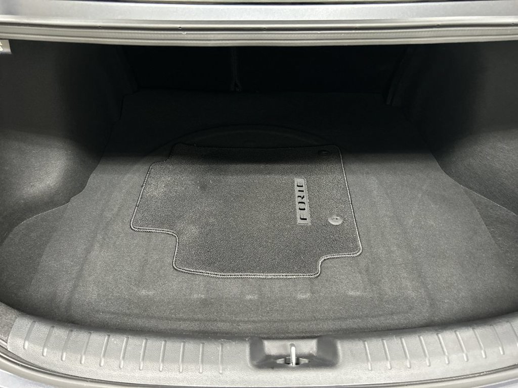 Certified 2023 Kia Forte LXS w/ LXS Technology Package FWD image 21
