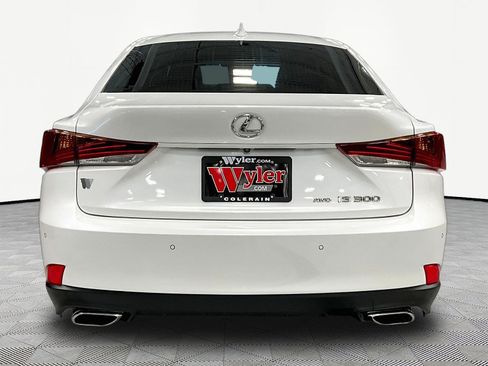 Used 2018 Lexus IS 300 AWD w/ Comfort Package image 5