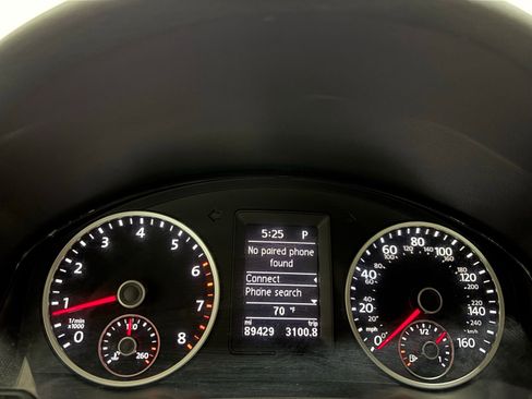Used 2014 Volkswagen Tiguan SEL image 23
