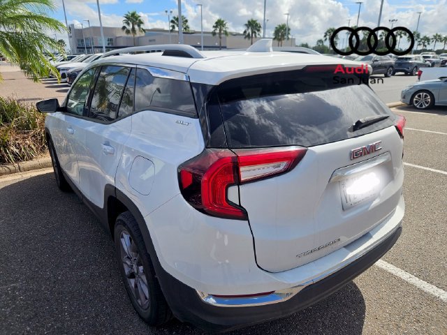 Used 2023 GMC Terrain SLT FWD image 4