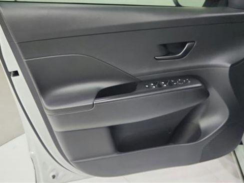 Used 2024 Hyundai Kona SEL image 26