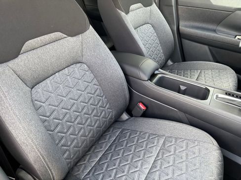 New 2026 Nissan Kicks SV image 8