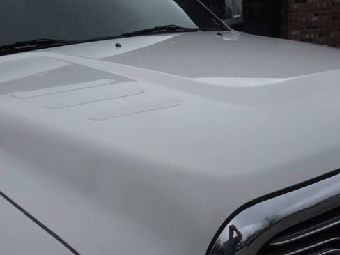 Used 2017 RAM 2500 Limited AWD/4WD image 5