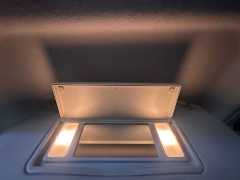 Used 2017 Chevrolet Cruze Premier image 15