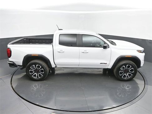 New 2026 GMC Canyon AT4 w/ AT4 Premium Package image 43