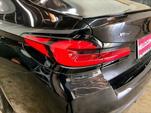 Used 2023 BMW 530e xDrive w/ Executive Package image 31