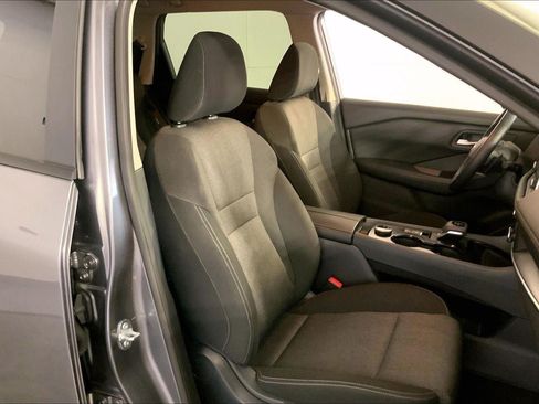 Used 2025 Nissan Rogue SV AWD/4WD image 7