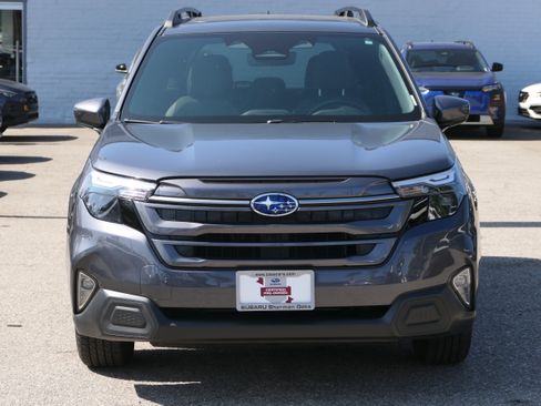 Used 2026 Subaru Forester Premium AWD/4WD image 8