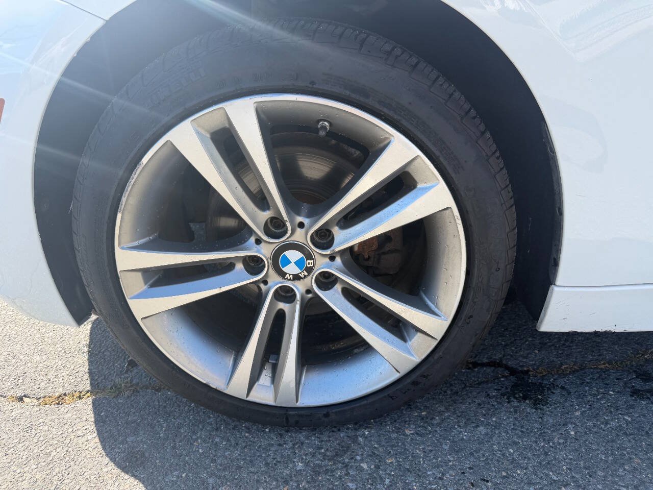 Used 2016 BMW 328i xDrive Wagon AWD/4WD image 12