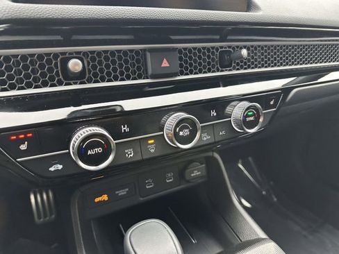 Certified 2025 Honda Civic Sport Touring image 22