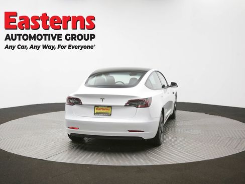 Used 2023 Tesla Model 3 Standard Range image 40