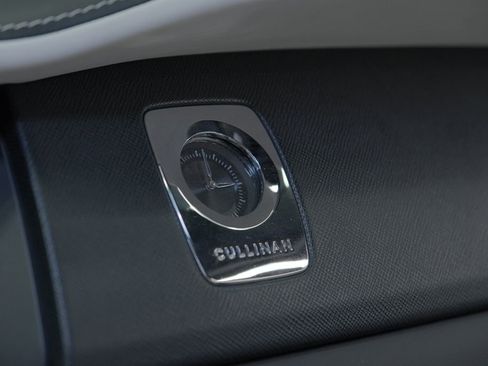 Used 2023 Rolls-Royce Cullinan image 78