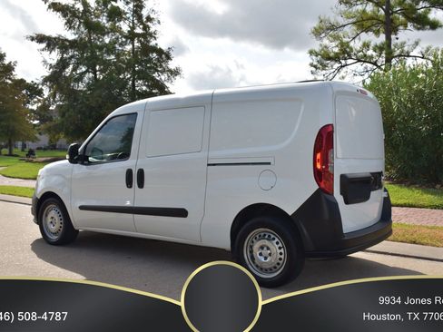 Used 2018 RAM ProMaster City Tradesman FWD image 3
