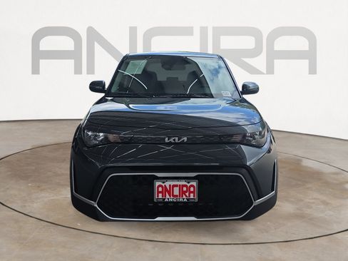 Certified 2025 Kia Soul LX w/ LX Technology Package FWD image 3