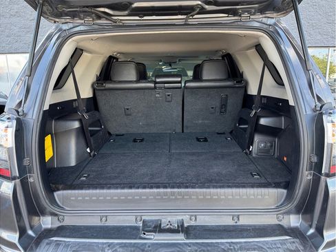 Used 2016 Toyota 4Runner Limited image 28