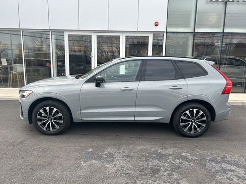 Certified 2025 Volvo XC60 B5 Plus AWD/4WD image 2