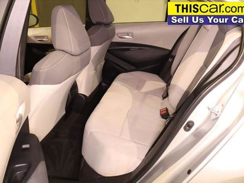 Used 2021 Toyota Corolla LE image 21