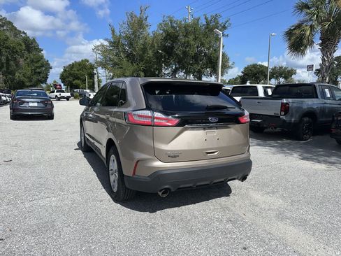 Used 2020 Ford Edge SE FWD image 4