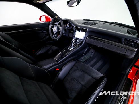 Used 2018 Porsche 911 GT2 RS RWD image 20