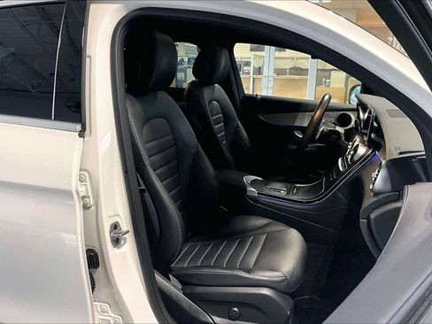 Certified 2023 Mercedes-Benz GLC 300 4MATIC Coupe image 9