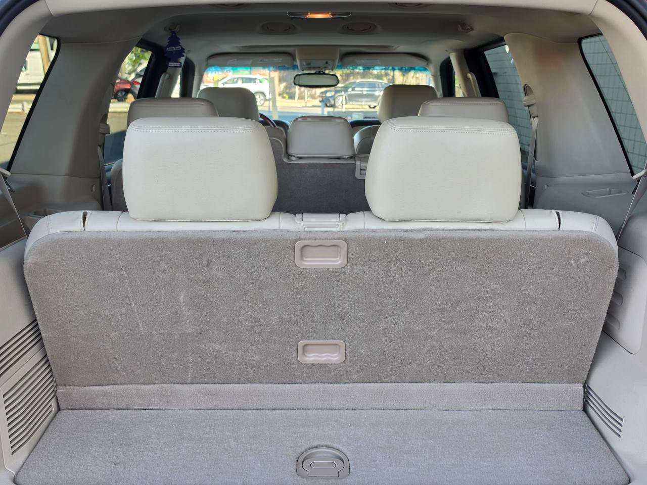 Used 2004 Lincoln Aviator AWD image 10