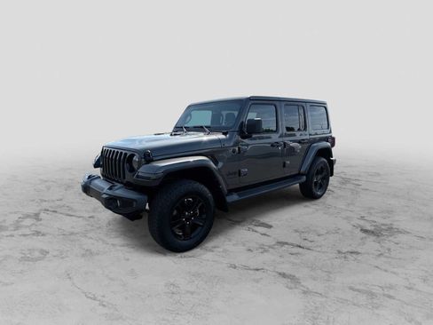 Used 2021 Jeep Wrangler Unlimited Sahara AWD/4WD image 4
