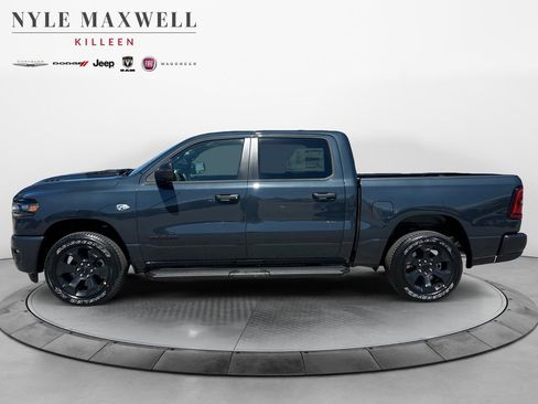New 2026 RAM 1500 Express AWD/4WD image 13