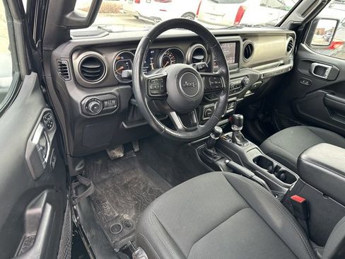 Used 2018 Jeep Wrangler Unlimited Sport S image 10