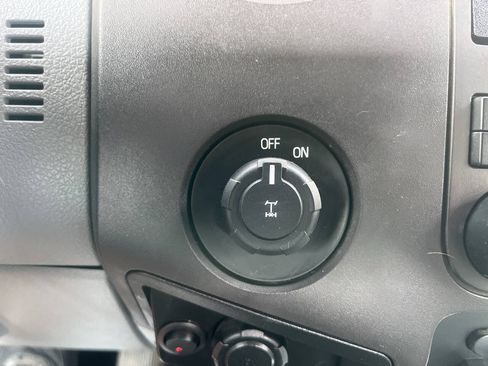 Used 2012 Ford F250 XL w/ PWR Equipment Group AWD/4WD image 25