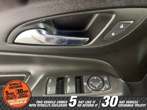 Certified 2022 Chevrolet Equinox LT image 29