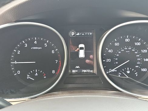 Used 2017 Hyundai Santa Fe Sport w/ 2.0T Ultimate Tech Package 05 FWD image 11
